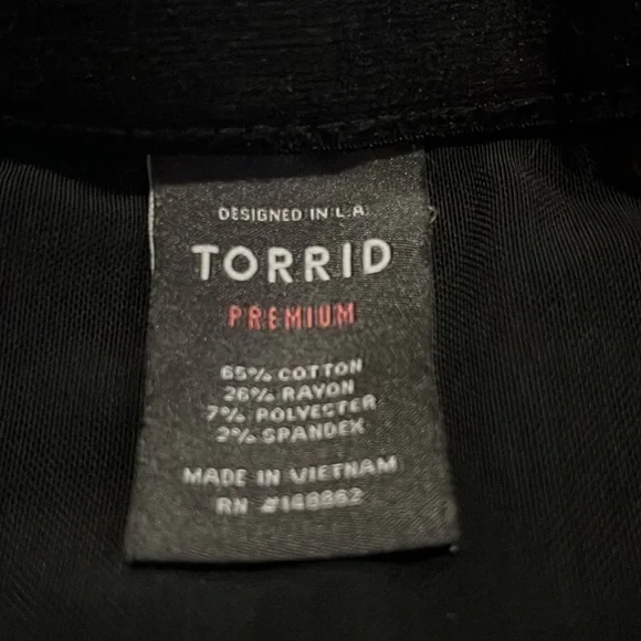 TORRID BOMBSHELL‎ SKINNY PREMIUM STRETCH HIGH-RISE DESTRUCTED JEAN BLACK SZ 20 - Picture 7 of 9